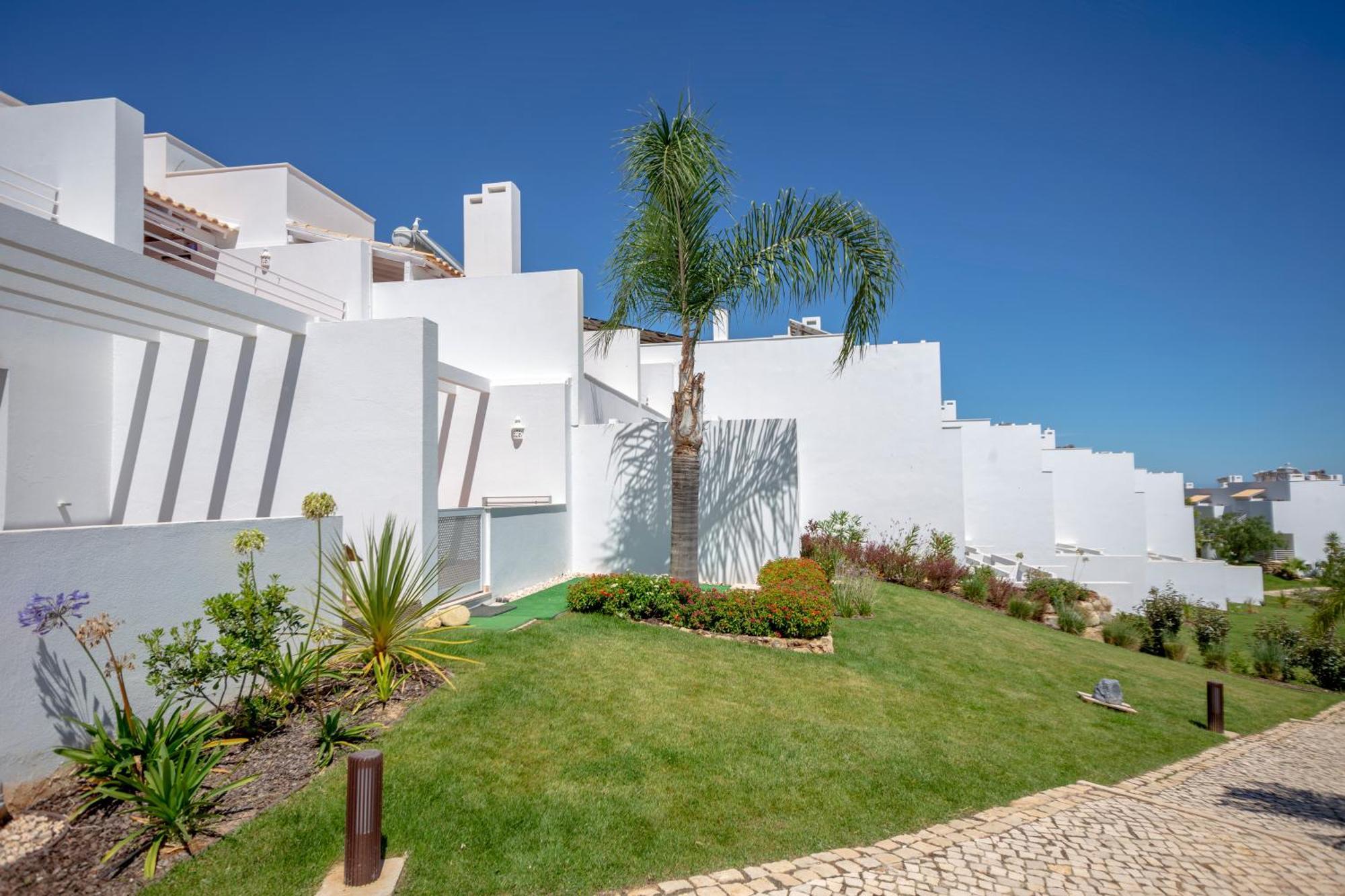 Villas D'Agua Beachfront Olhos de Agua  Exteriör bild